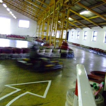 gokartmania gyor hungary 19 20110410 1303187275